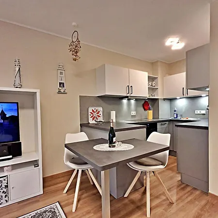 Schloonseevillen Bansin 아파트 *